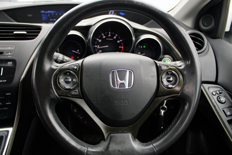 HONDA CIVIC 1.8 I-VTEC ES 2012