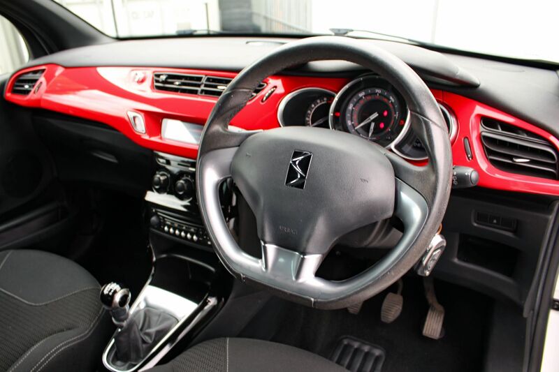 CITROEN DS3 1.6 DSTYLE RED 2013