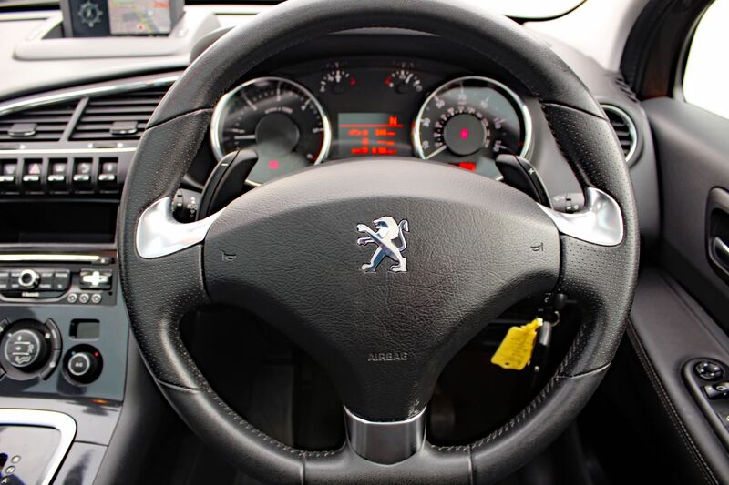 PEUGEOT 3008 1.6 ALLURE E-HDI 2015