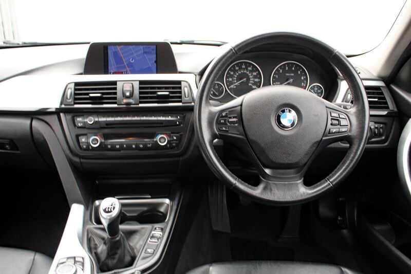 BMW 3 SERIES 320I 2.0 XDRIVE SE 2012