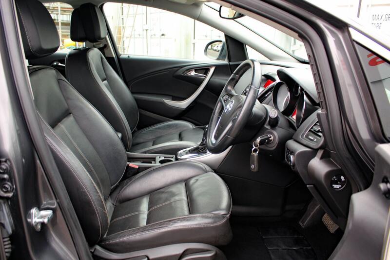 VAUXHALL ASTRA 2.0 ELITE CDTI 2010