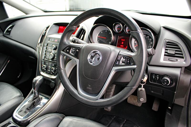 VAUXHALL ASTRA 2.0 ELITE CDTI 2010