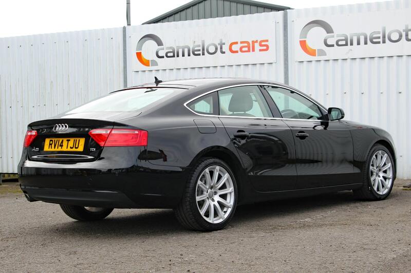 AUDI A5 2.0 TDI SE TECHNIK 2014